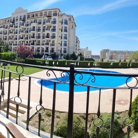 شقة South Bay уютно студио 200м море *
